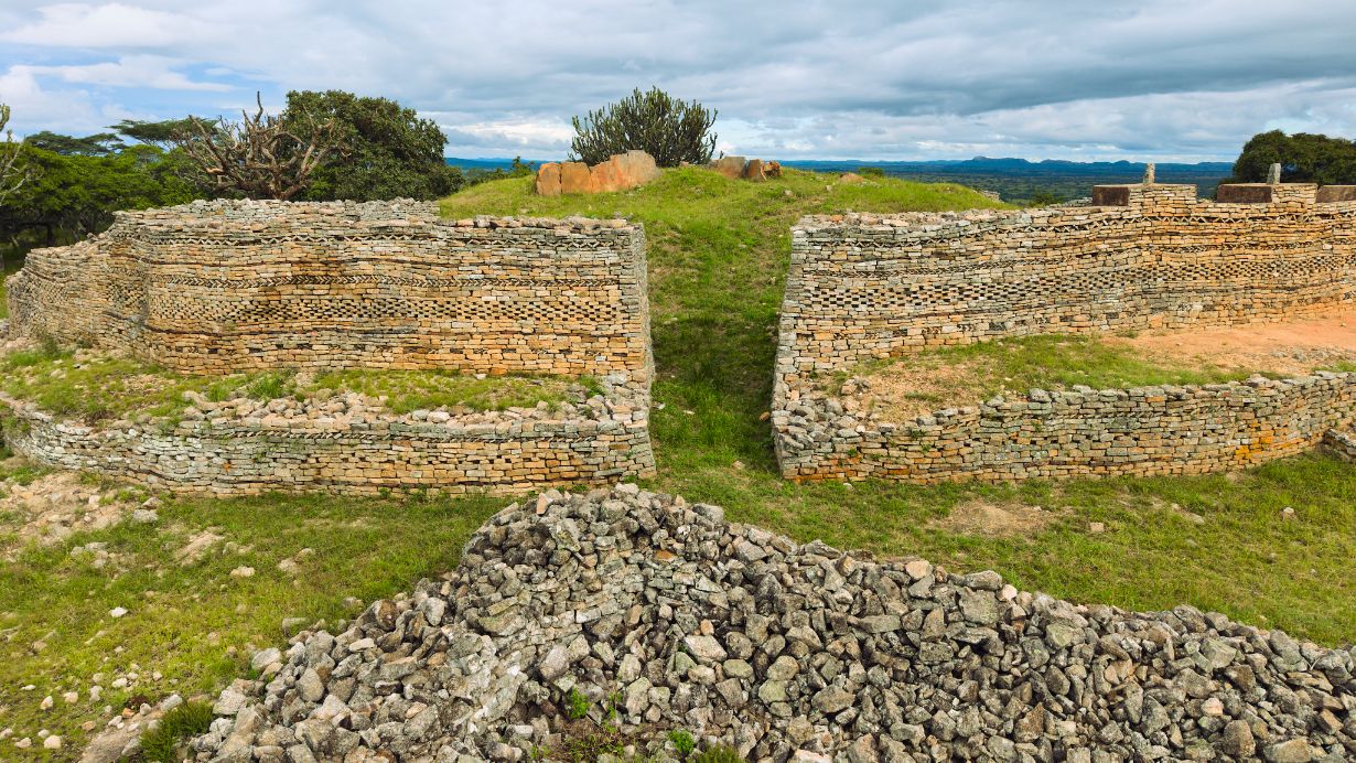 Naletale Monument