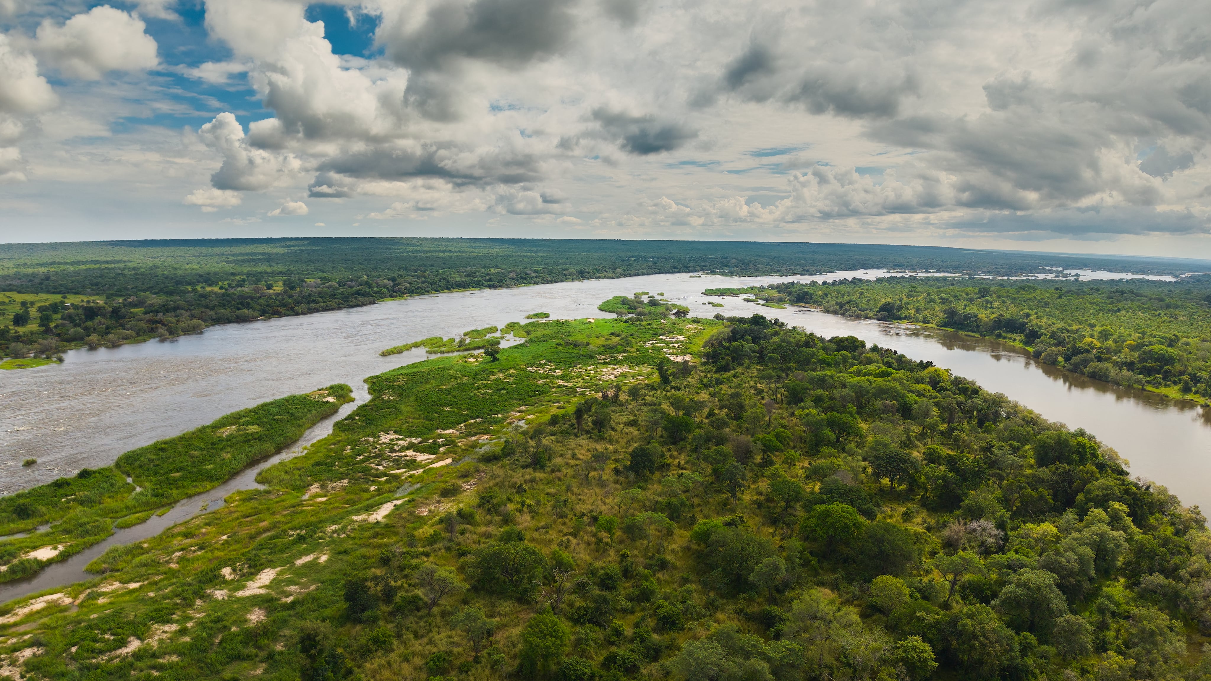 Zambezi National Park: View 08